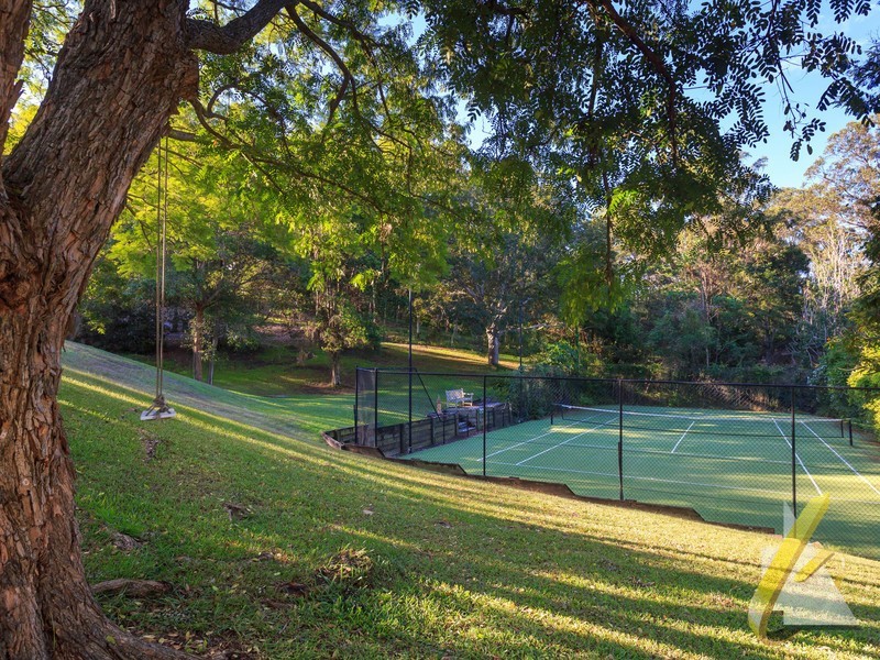 127 Airlie Road, Pullenvale QLD 4069