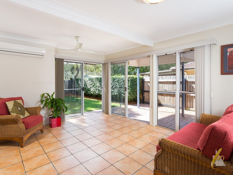 40 Graceville Ave, Graceville QLD 4075