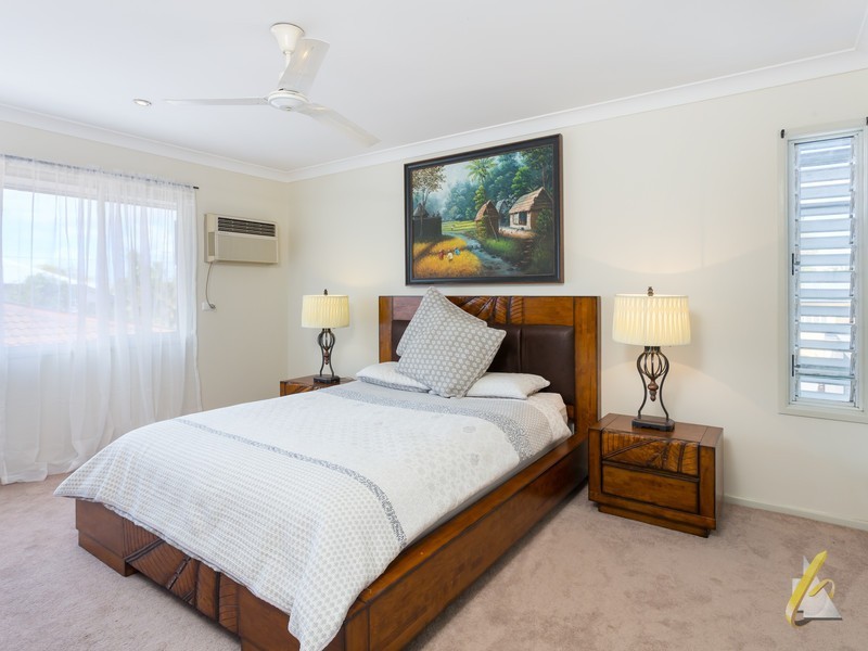 40 Graceville Ave, Graceville QLD 4075