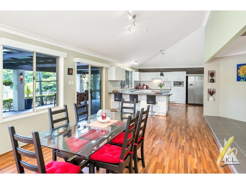 5 Nariah Court, Karana Downs QLD 4306