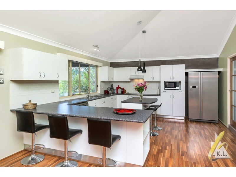 5 Nariah Court, Karana Downs QLD 4306