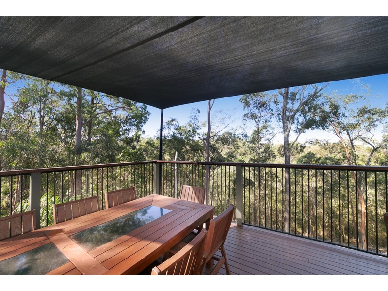157 Red Cedar Rd, Pullenvale QLD 4069
