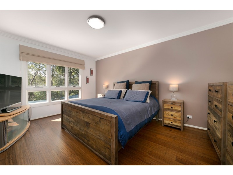 157 Red Cedar Rd, Pullenvale QLD 4069