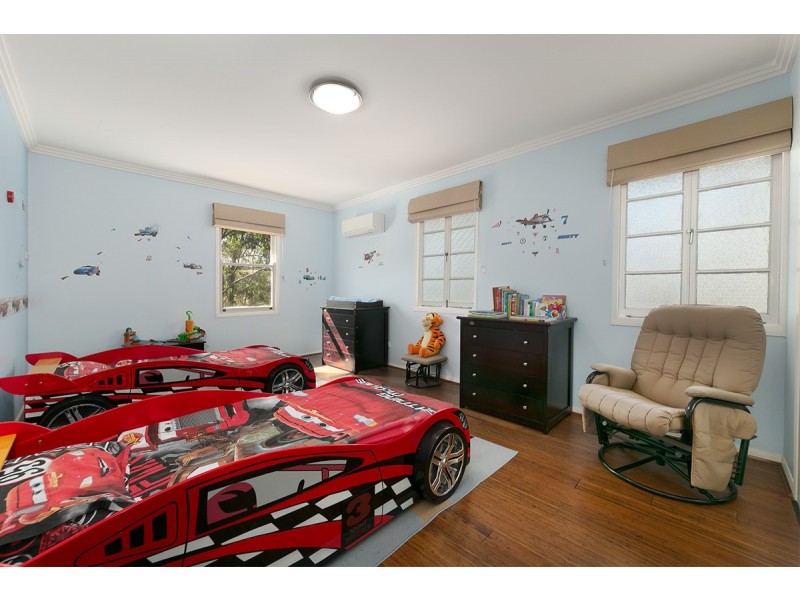 157 Red Cedar Rd, Pullenvale QLD 4069
