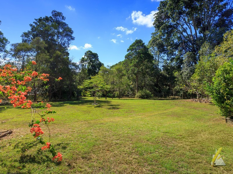 64 Curtis Pl, Anstead QLD 4070