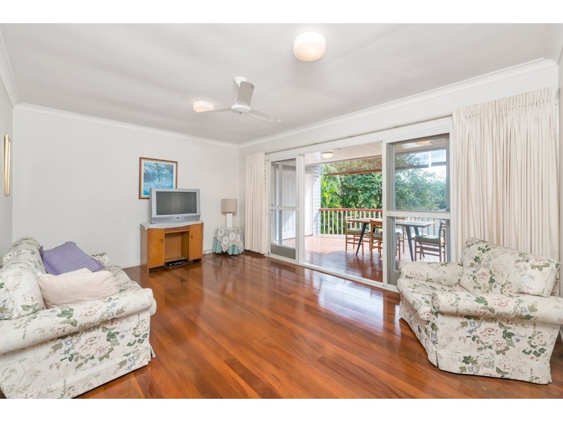 7 Mabb Street, Kenmore QLD 4069