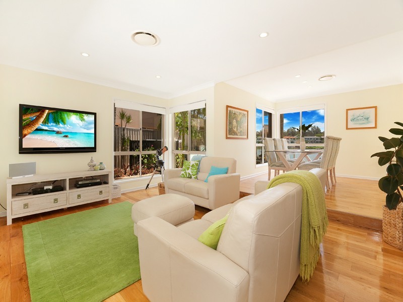 31 BAIKAL PLACE, Westlake QLD 4074
