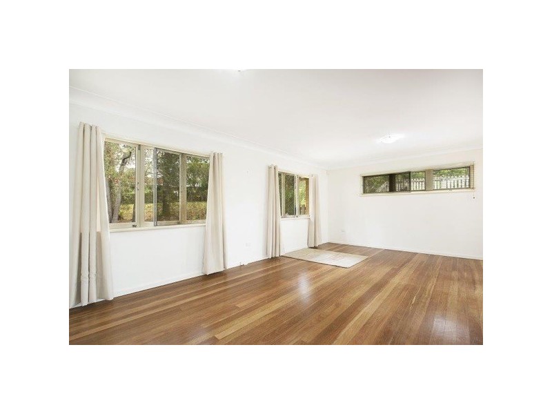 5 Norman Street, Fig Tree Pocket QLD 4069