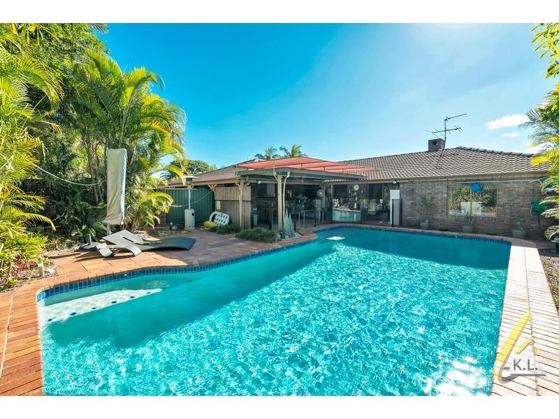 22 Karri Avenue, Karana Downs QLD 4306