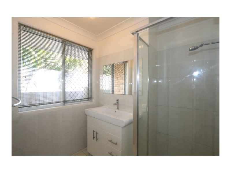68 Pallert Street, Middle Park QLD 4074