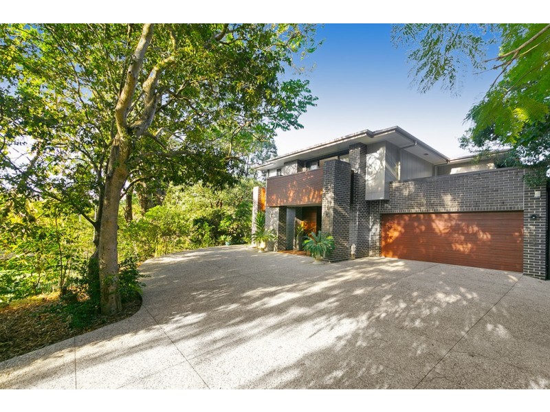 95 Tristania Rd, Chapel Hill QLD 4069