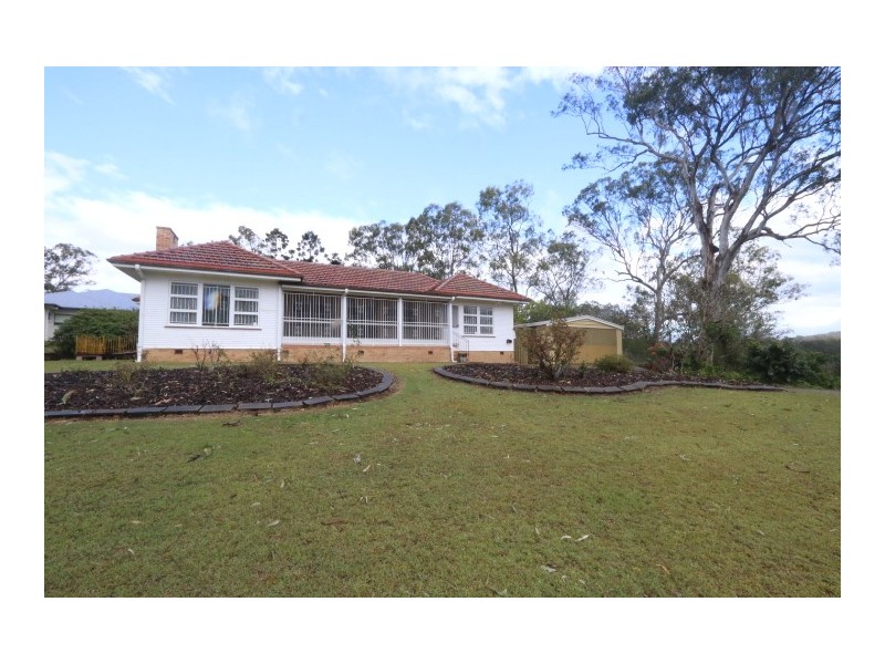 56-58 Rowena Street, Kenmore QLD 4069