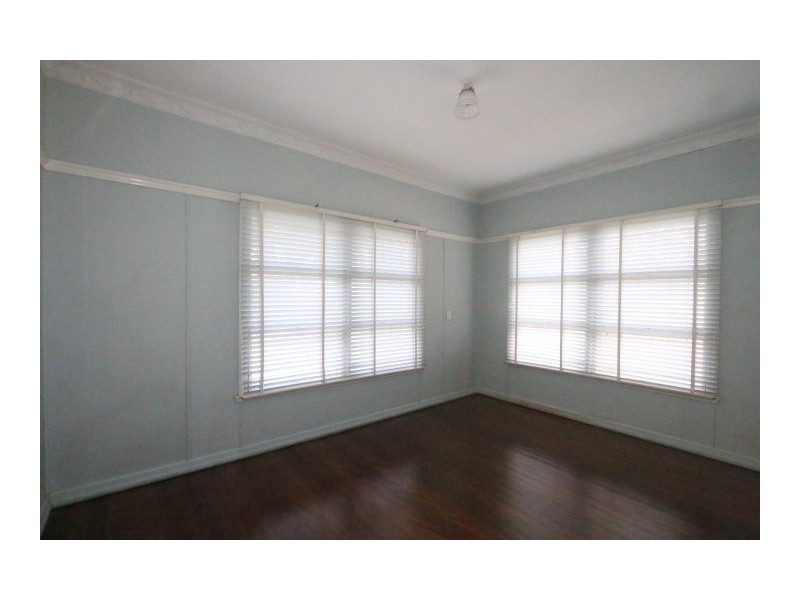 56-58 Rowena Street, Kenmore QLD 4069