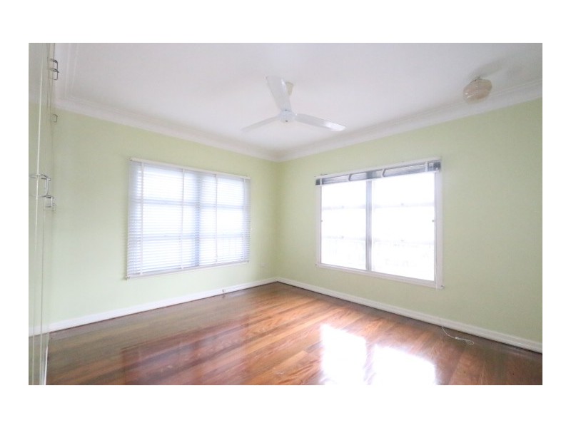 56-58 Rowena Street, Kenmore QLD 4069