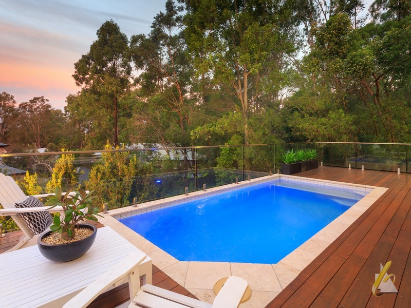 44 Ruth Miller Close, Fig Tree Pocket QLD 4069