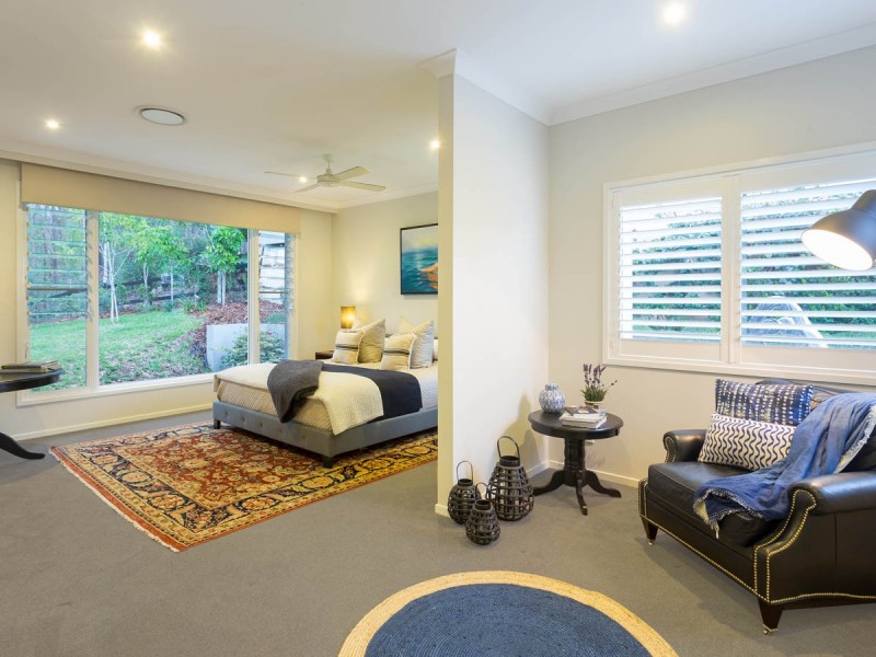 44 Ruth Miller Close, Fig Tree Pocket QLD 4069