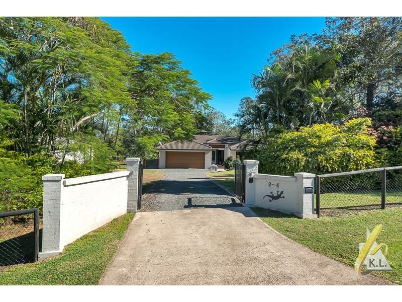 2 Sovereign Strait, Karalee QLD 4306