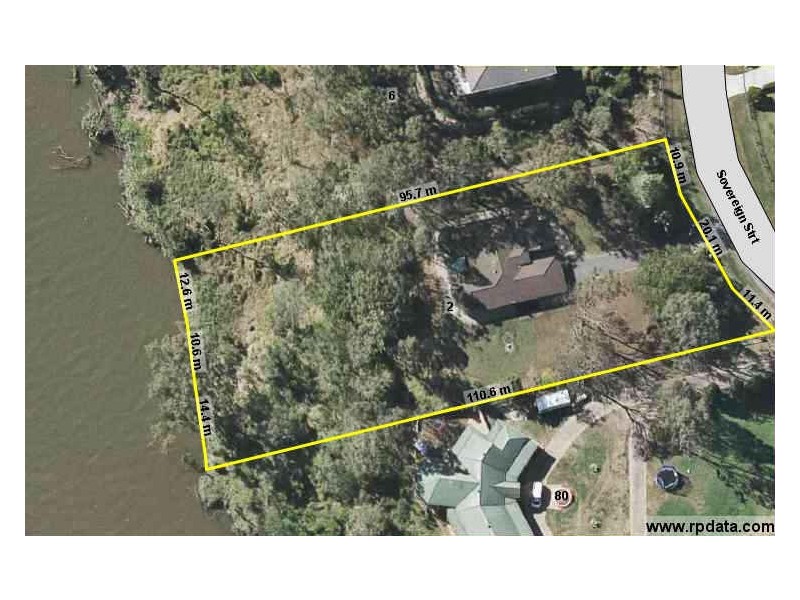2 Sovereign Strait, Karalee QLD 4306