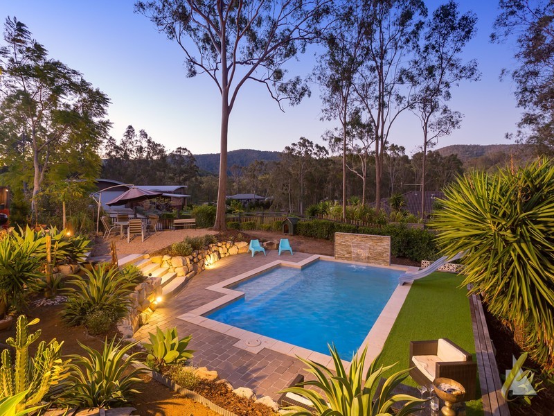 16 Emma Holt Court, Mount Crosby QLD 4306