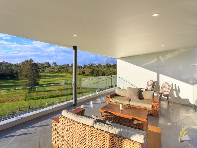 7 Agnes Place, Fig Tree Pocket QLD 4069