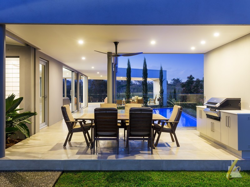 7 Agnes Place, Fig Tree Pocket QLD 4069