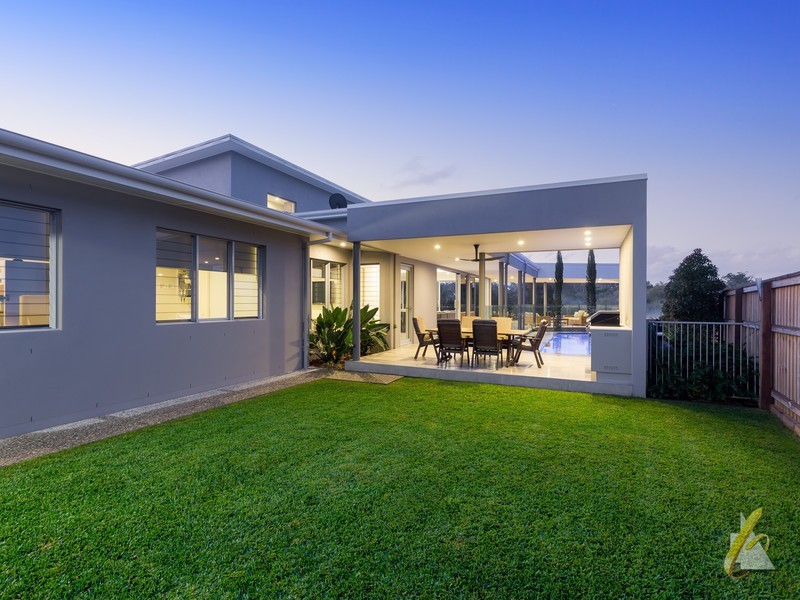 7 Agnes Place, Fig Tree Pocket QLD 4069