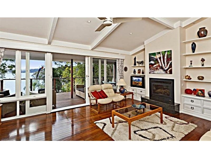 17  Corniche Road, Bayview NSW 2104