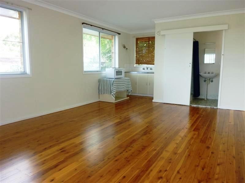 1 Merridong Road, Elanora Heights NSW 2101