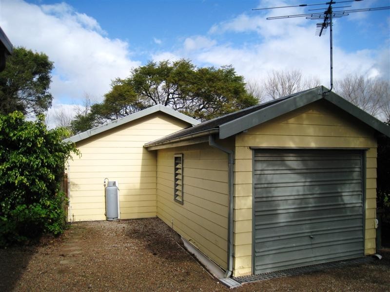 2/5 Macpherson Street, Warriewood NSW 2102