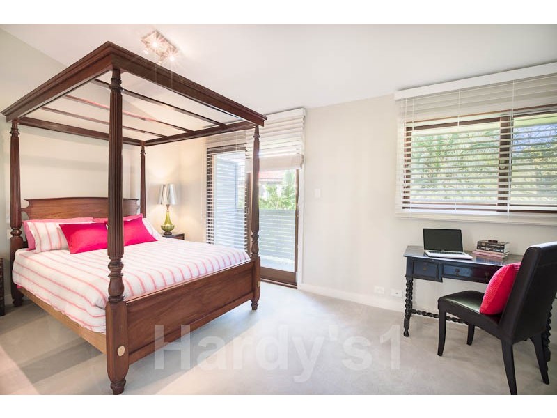 5 Cook Terrace, Mona Vale NSW 2103