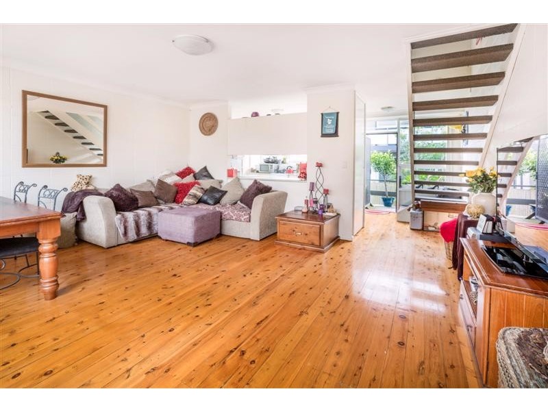 2/117 Darley St, Mona Vale NSW 2103