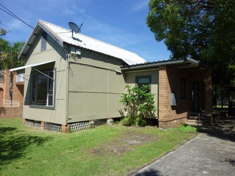 20 Oak St, Narrabeen NSW 2101