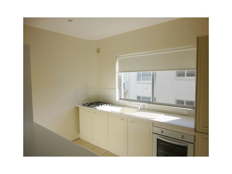 11/39 Seabeach Avenue, Mona Vale NSW 2103