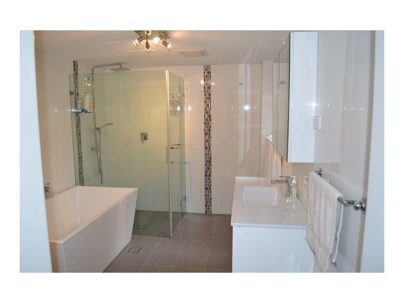 27/24 The Crescent, Dee Why NSW 2099