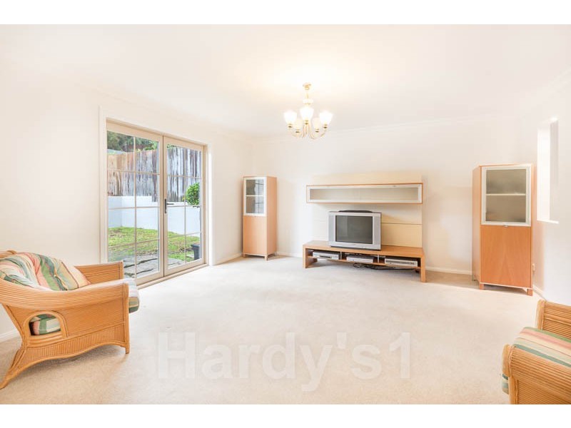 16 Woorarra Ave, North Narrabeen NSW 2101