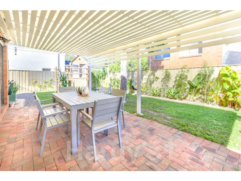 40 Valley View Ctt, Warriewood NSW 2102