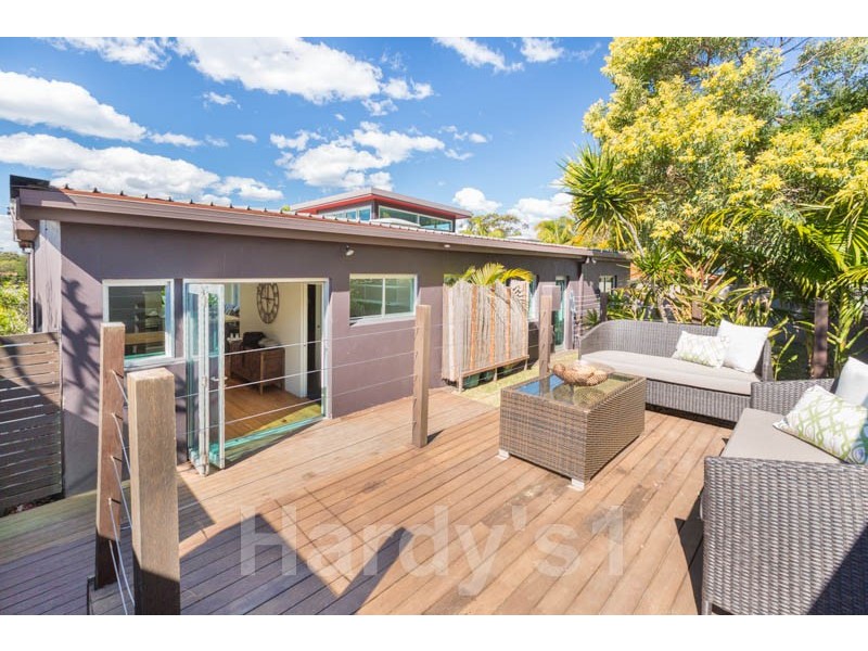 12 Morandoo Rd, Elanora Heights NSW 2101