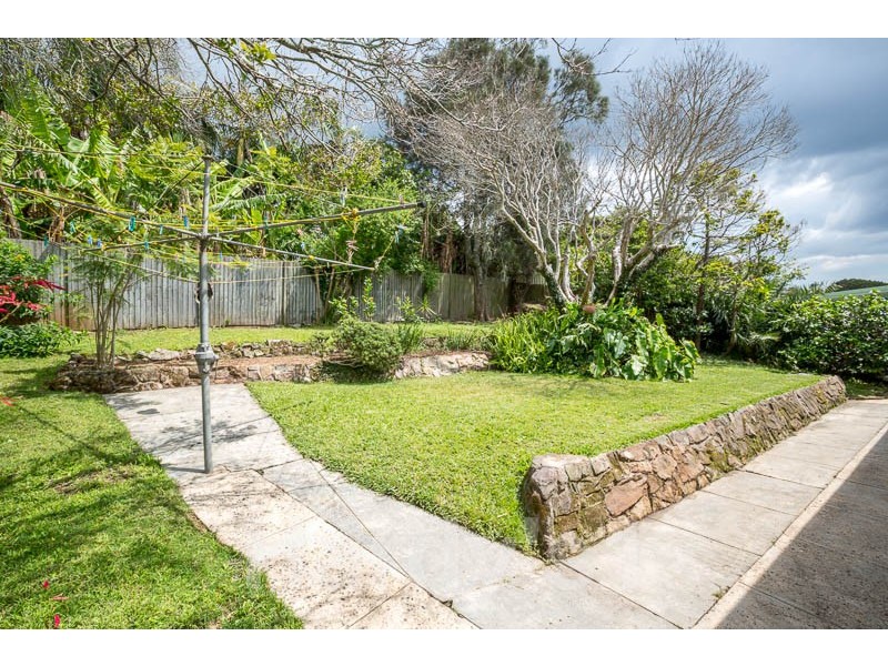 105 Barrenjoey Rd, Mona Vale NSW 2103