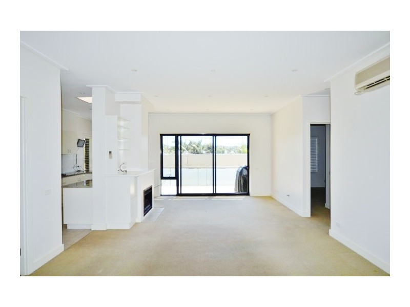 8/20-22 Golf Ave, Mona Vale NSW 2103
