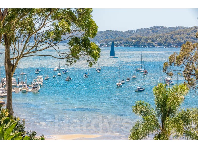 17 Corniche Rd, Church Point NSW 2105