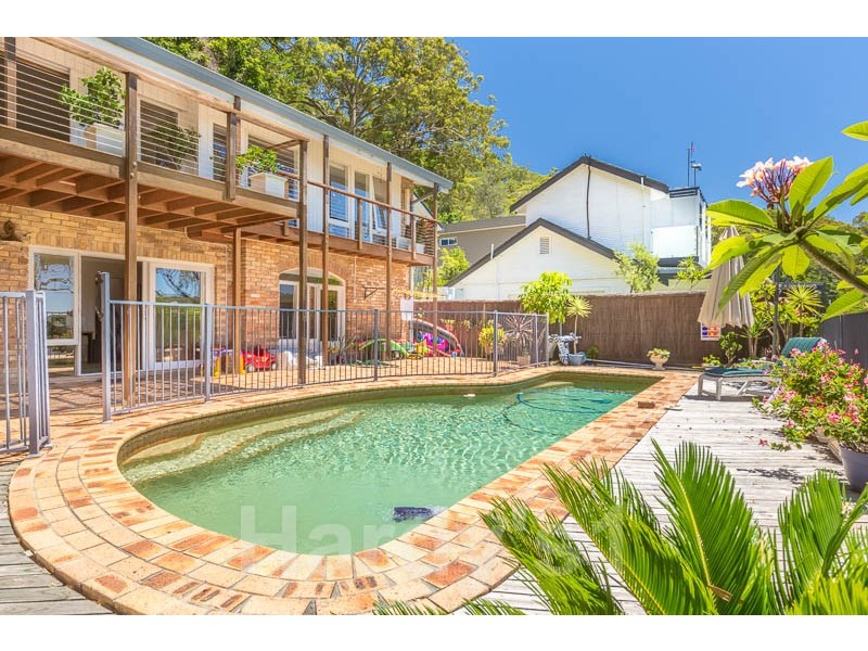 17 Corniche Rd, Church Point NSW 2105