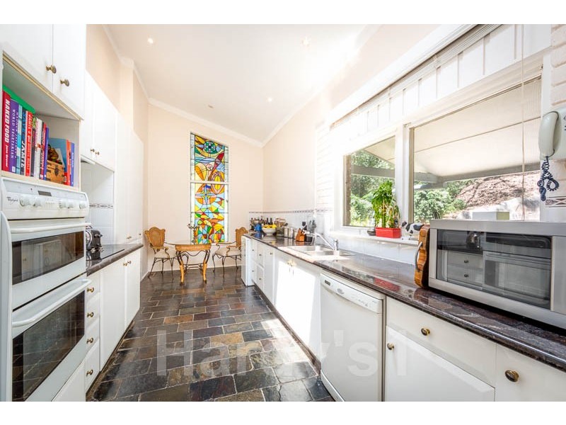 17 Corniche Rd, Church Point NSW 2105