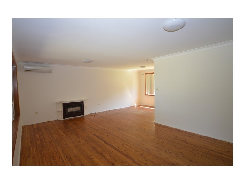 19 Berith, Wheeler Heights NSW 2097