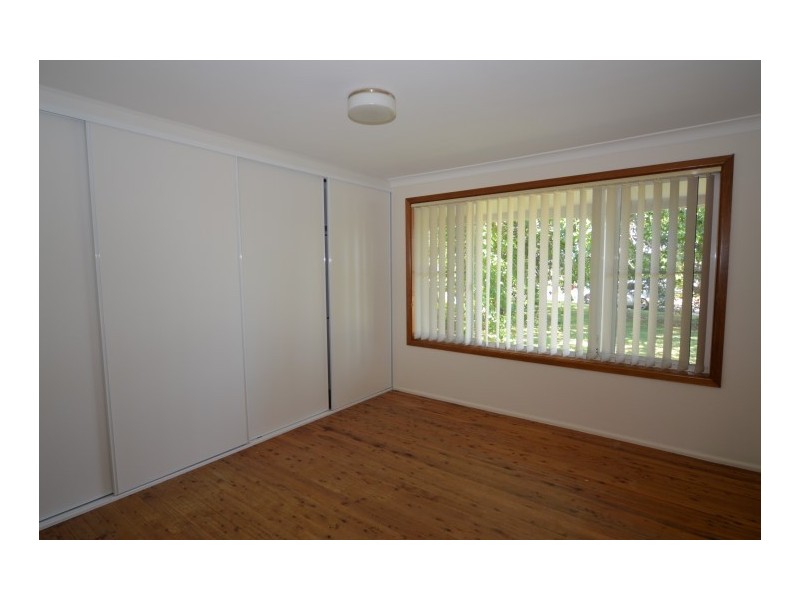 19 Berith, Wheeler Heights NSW 2097