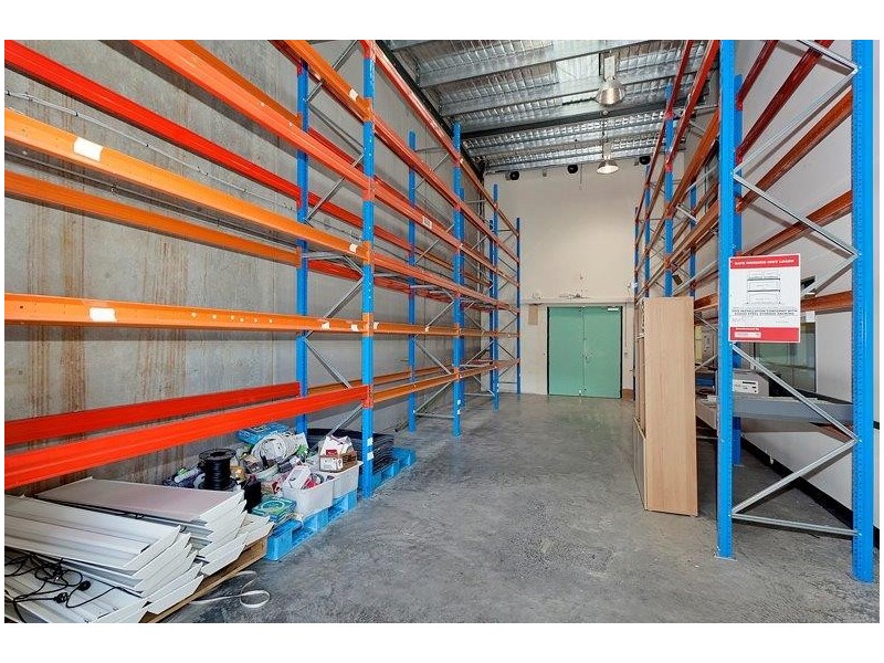 6 Jubilee Av, Warriewood NSW 2102