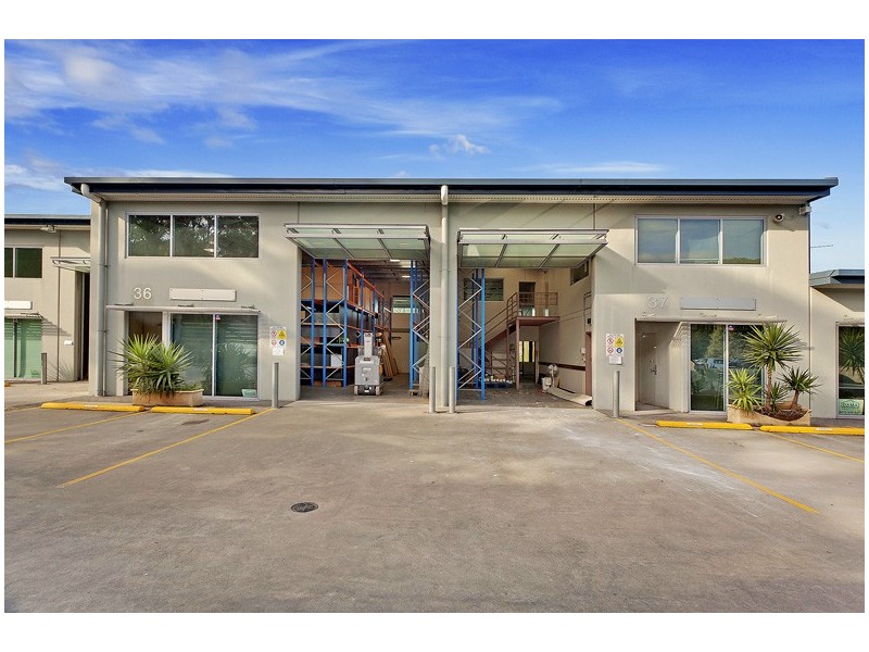 6 Jubilee Av, Warriewood NSW 2102