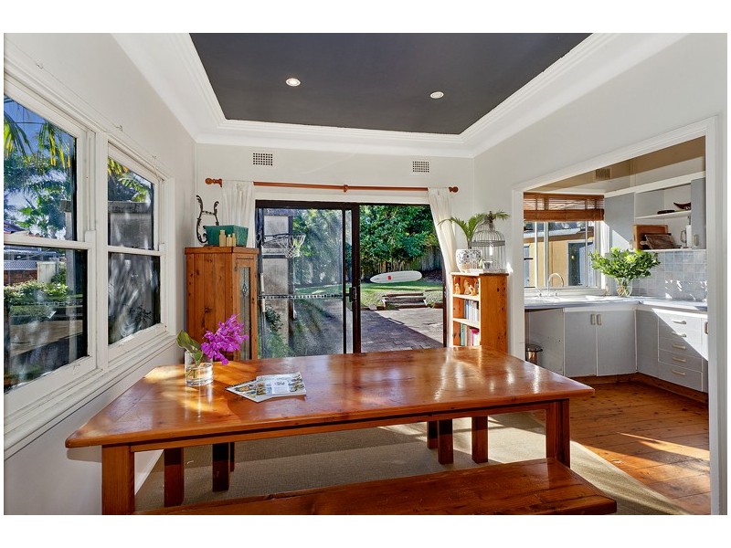 11 Emerald Street, Narrabeen NSW 2101