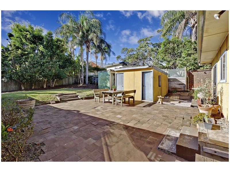 11 Emerald Street, Narrabeen NSW 2101