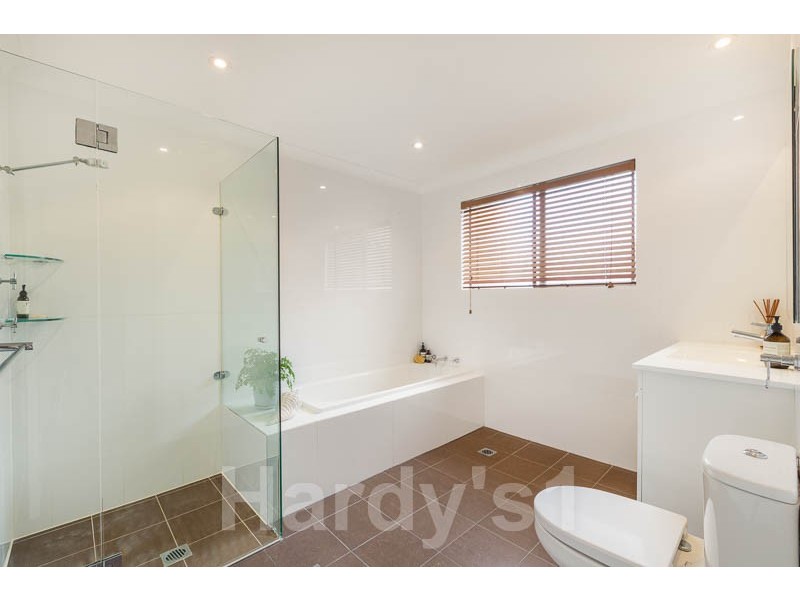 11/8 Queens Pde, Newport NSW 2106