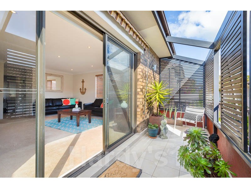 11/8 Queens Pde, Newport NSW 2106